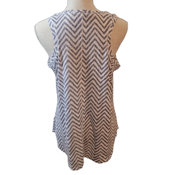 Athleta Breezy Muscle Chevron Tank Top Navy Blue/White Size Medium - Picture 3 of 5